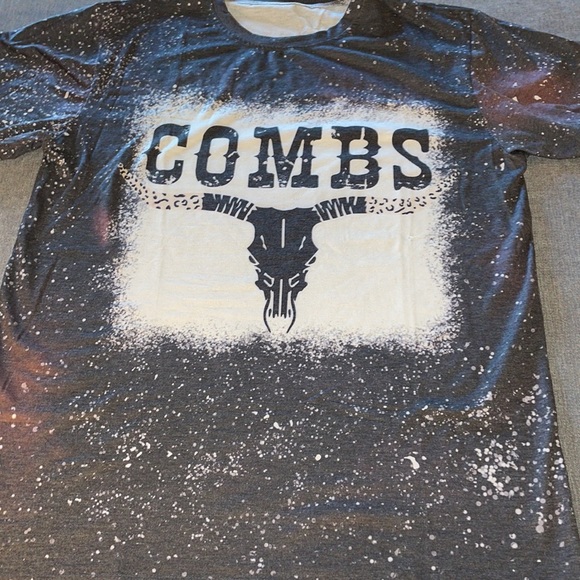 Luke Combs Women’s Short Sleeve Top - Picture 4 of 6